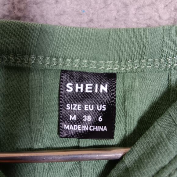 Bundle of 2 Ribbed Tops Size Medium One Green From Shein and One Black From H&M - Picture 6 of 12